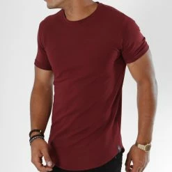 Offres 🎉 Tee 👚 Shirt Oversize T311 Bordeaux de Uniplay 🔥