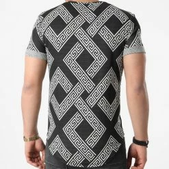 Le moins cher ⭐ Tee 👚 Shirt Oversize UY608 Noir Blanc Renaissance de Uniplay 👍 -Uniplay Soldes uniplay 257215 UY608 BLACK 20210322T145511 04