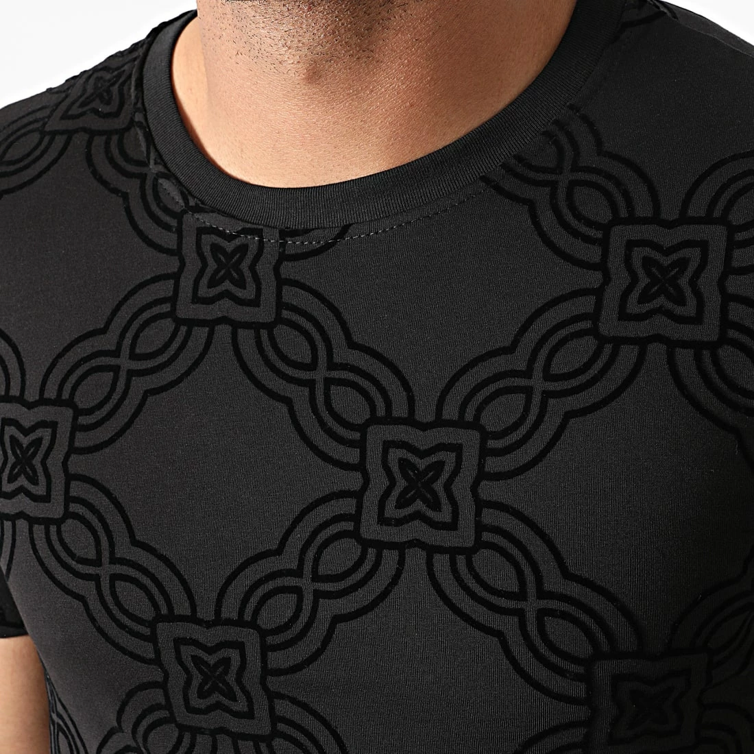 Acheter 😀 Tee 👚 Shirt Oversize UY687 Noir de Uniplay 🎁 4 Acheter 😀 Tee 👚 Shirt Oversize UY687 Noir de Uniplay 🎁 – Image 2