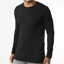 Grosses soldes 🔥 Tee 👕 Shirt Manches Longues Oversize UP-T827 Noir de Uniplay 🛒