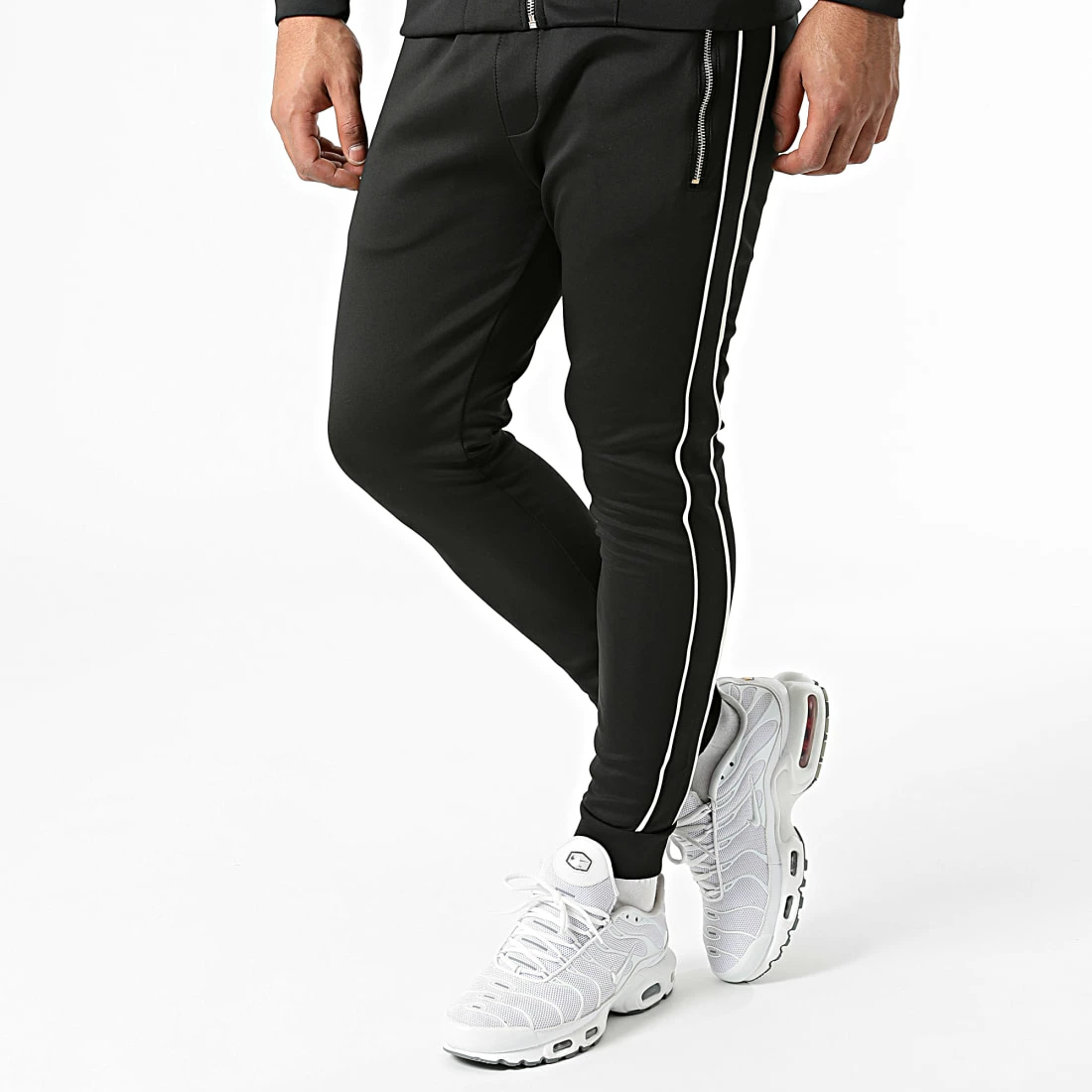 De gros ❤️ Ensemble De Survêtement A Bandes MK-07 Noir Blanc de Uniplay 😉 6 De gros ❤️ Ensemble De Survêtement A Bandes MK-07 Noir Blanc de Uniplay 😉 – Image 4