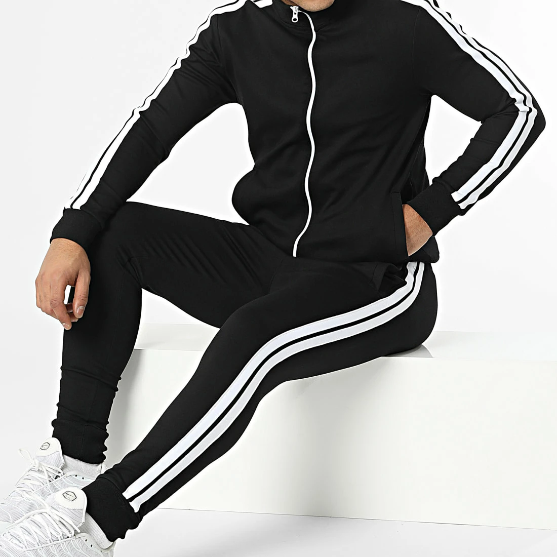 Acheter 🔔 Ensemble De Survetement A Bandes MK-15 Noir de Uniplay ⌛ 3 Acheter 🔔 Ensemble De Survetement A Bandes MK-15 Noir de Uniplay ⌛