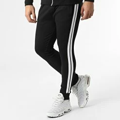 Acheter 🔔 Ensemble De Survetement A Bandes MK-15 Noir de Uniplay ⌛ 9 Acheter 🔔 Ensemble De Survetement A Bandes MK-15 Noir de Uniplay ⌛ -Uniplay Soldes uniplay 296086 MK 15 BLACK 20211223T124209 04