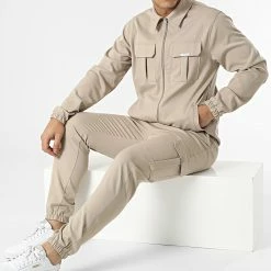 Budget 🎁 Ensemble Veste Zippée Et Jogger Pant MK-18 Beige de Uniplay ❤️