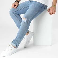 Le moins cher ✔️ Jean Regular 650 Bleu Denim de Uniplay 🥰 -Uniplay Soldes uniplay 300501 650 BLUE 20220202T152647 03