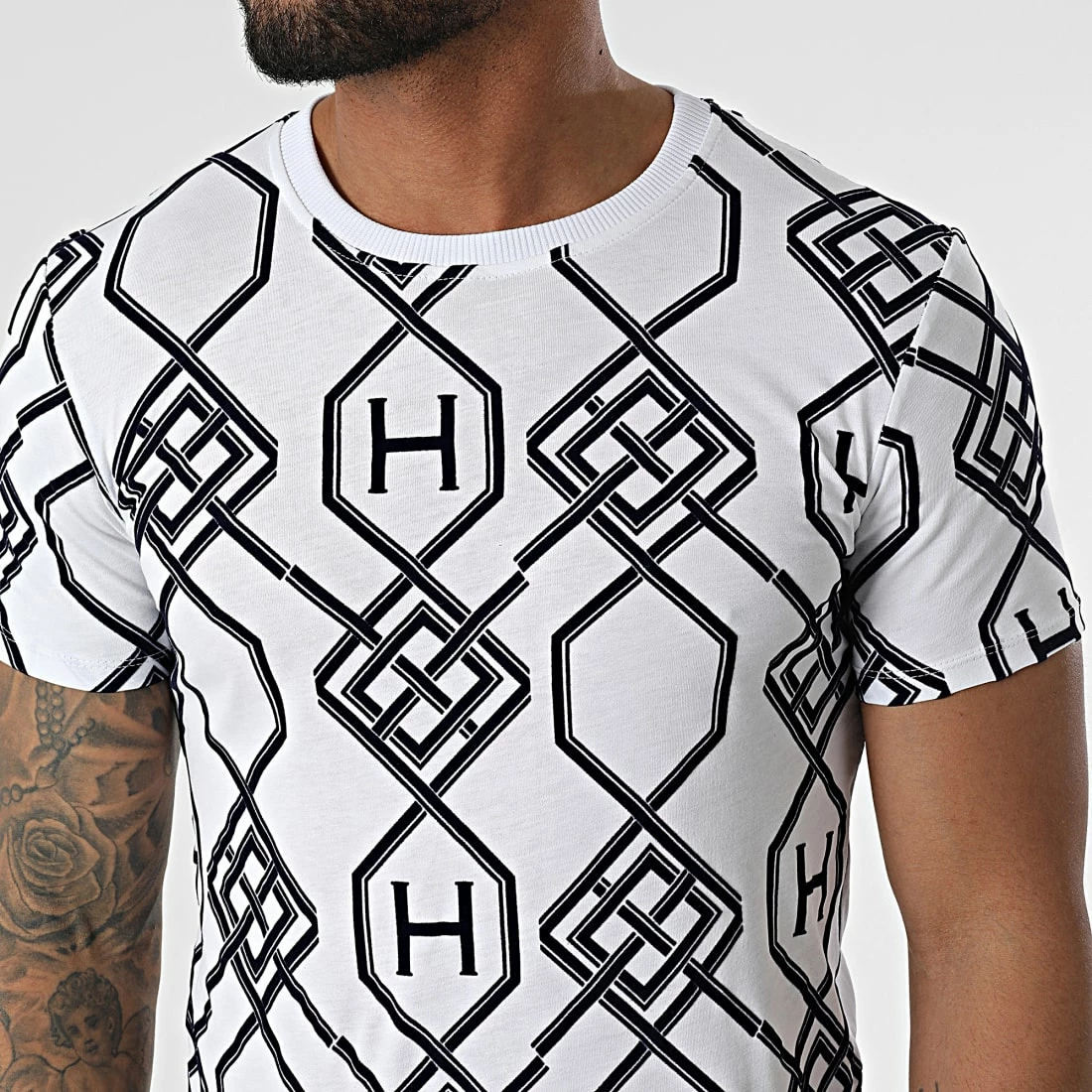 Sortie 👍 Tee 👕 Shirt Oversize UY789 Blanc Bleu Marine de Uniplay 🎁 4 Sortie 👍 Tee 👕 Shirt Oversize UY789 Blanc Bleu Marine de Uniplay 🎁 – Image 2