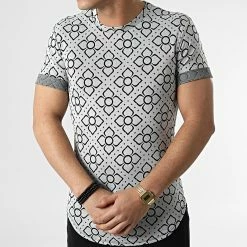 Les meilleures critiques de 🎁 Tee 👚 Shirt Oversize UY815 Blanc Noir de Uniplay 🔔 -Uniplay Soldes uniplay 304276 UY815 WHITE BLACK 20220224T132907 03