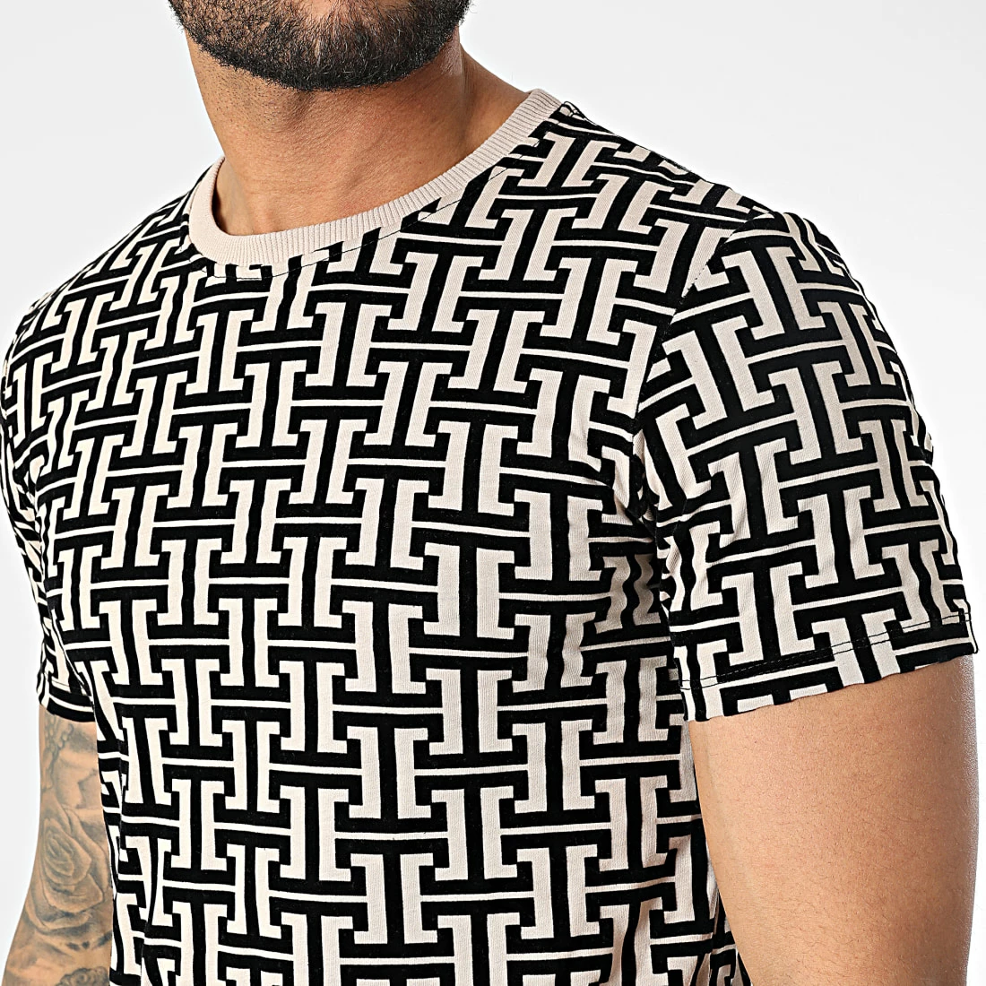 Promo 🥰 Tee 👕 Shirt Oversize UY785 Beige Noir de Uniplay 👏 4 Promo 🥰 Tee 👕 Shirt Oversize UY785 Beige Noir de Uniplay 👏 – Image 2