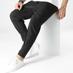 Tout neuf 🤩 Pantalon Jogging 22009 Noir de Uniplay ✔️ -Uniplay Soldes uniplay 304616 22009 BLACK 20220221T152956 01