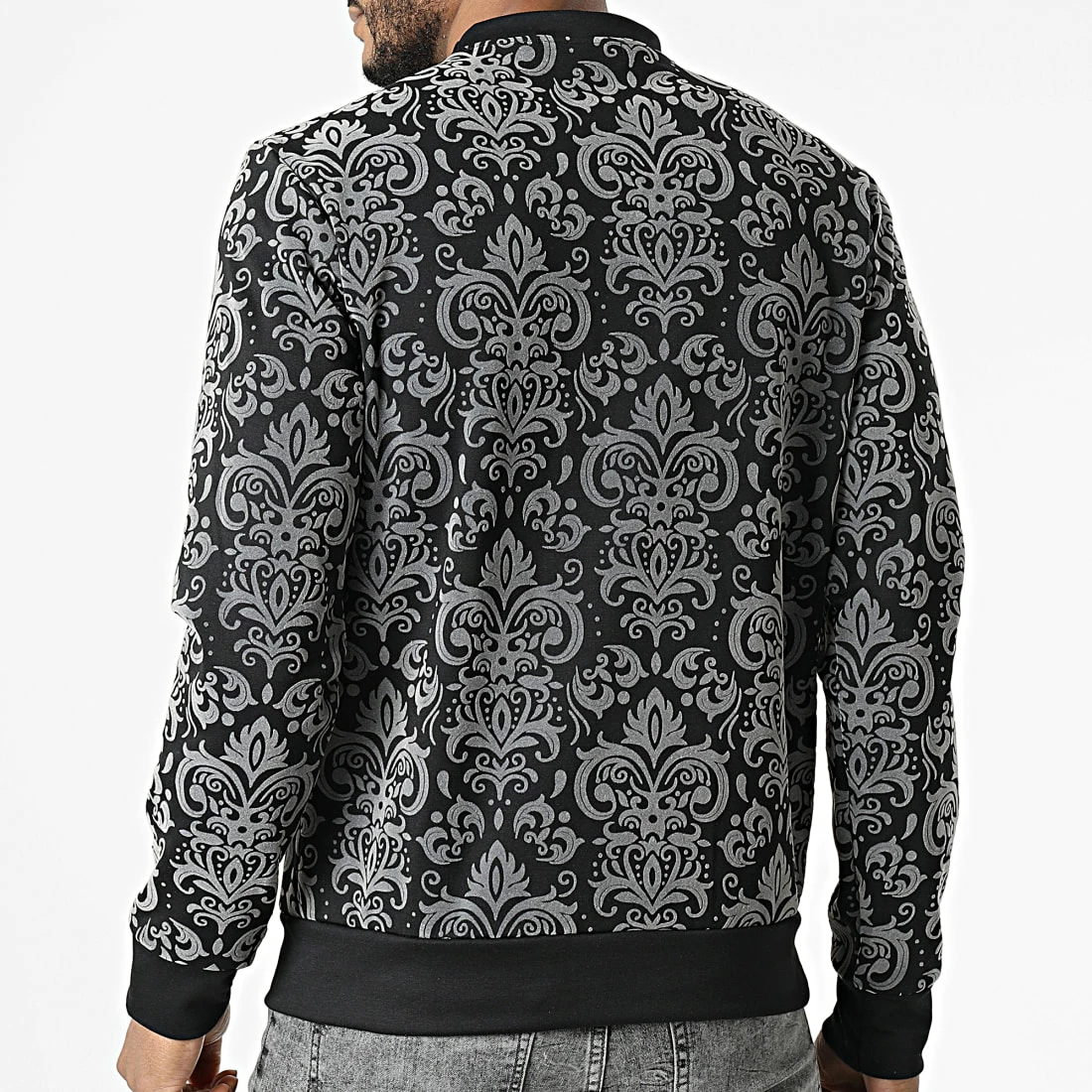 Budget 🥰 Sweat Crewneck UY783 Noir Beige de Uniplay ✨ 6 Budget 🥰 Sweat Crewneck UY783 Noir Beige de Uniplay ✨ – Image 4