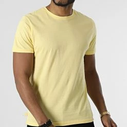 Bon marché 😍 Tee 👕 Shirt UP-BT128 Jaune de Uniplay 🌟 -Uniplay Soldes uniplay 313232 UP BT128 YELLOW 20220407T160629 03