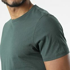 Tout neuf 👍 Tee 👕 Shirt UP-T128 Vert Foncé de Uniplay ⭐ -Uniplay Soldes uniplay 313372 UP T128 DARK GREEN 20220407T160256 02