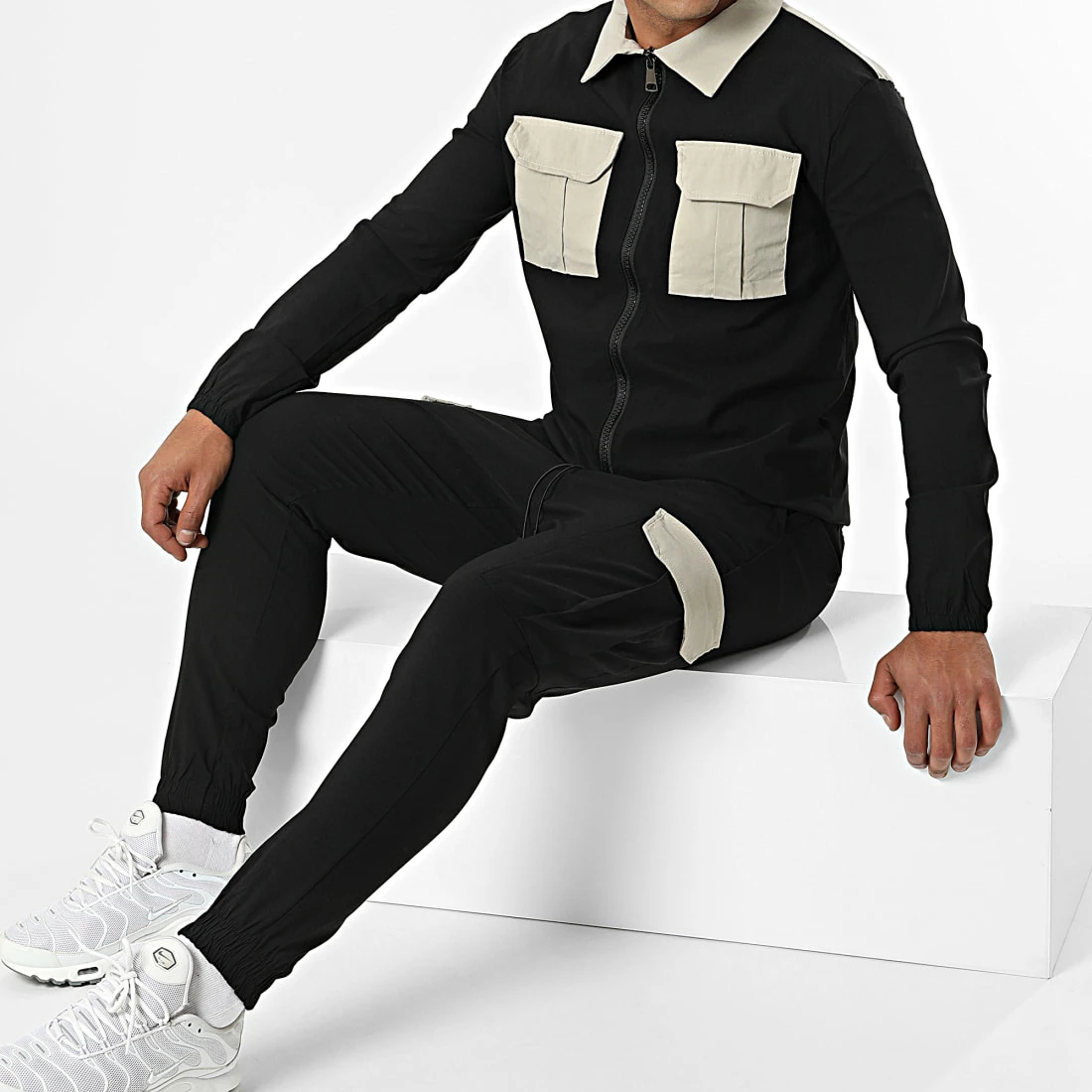 Meilleure affaire 🎉 Ensemble Veste Zippée Pantalon Jogging UP-ES-86 Noir Beige de Uniplay 🎉 3 Meilleure affaire 🎉 Ensemble Veste Zippée Pantalon Jogging UP-ES-86 Noir Beige de Uniplay 🎉