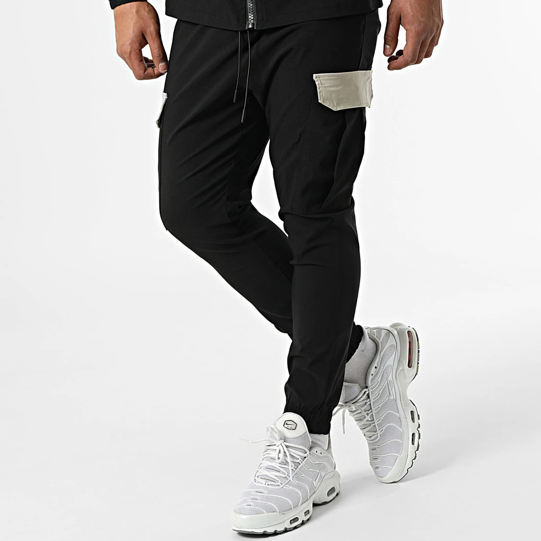 Meilleure affaire 🎉 Ensemble Veste Zippée Pantalon Jogging UP-ES-86 Noir Beige de Uniplay 🎉 6 Meilleure affaire 🎉 Ensemble Veste Zippée Pantalon Jogging UP-ES-86 Noir Beige de Uniplay 🎉 – Image 4