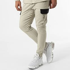 Budget ❤️ Ensemble Veste Zippée Pantalon Jogging UP-ES-86 Beige Noir de Uniplay ❤️ -Uniplay Soldes uniplay 316766 UP ES 86 BEIGE 20220429T154822 04