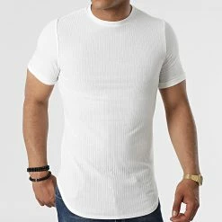 Vente flash 🧨 Tee 👚 Shirt Oversize BAS-4 Blanc de Uniplay 🛒 -Uniplay Soldes uniplay 316791 BAS 4 WHITE 20220503T153113 03