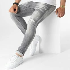 Le moins cher 😀 Jean Skinny 715 Gris de Uniplay ✔️ -Uniplay Soldes uniplay 318749 715 GRIS 20220513T154056 03