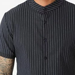 Le moins cher 🔥 Ensemble Chemise Manches Courtes Et Short A Rayures UP-ES-91 Bleu Marine de Uniplay 🛒 -Uniplay Soldes uniplay 319935 UP ES 91 BLUE 20220518T152904 02