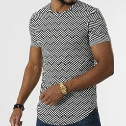 Top 10 🌟 Tee 👕 Shirt Oversize UY849 Blanc Noir de Uniplay ✔️ 8 Top 10 🌟 Tee 👕 Shirt Oversize UY849 Blanc Noir de Uniplay ✔️ -Uniplay Soldes uniplay 320055 UY849 WHITE 20220518T144838 03