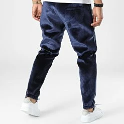 Meilleur prix 🔥 Pantalon Jogging UPP71 Bleu Marine de Uniplay 💯 9 Meilleur prix 🔥 Pantalon Jogging UPP71 Bleu Marine de Uniplay 💯 -Uniplay Soldes uniplay 332582 UPP71 BLUE 20220818T122917 04