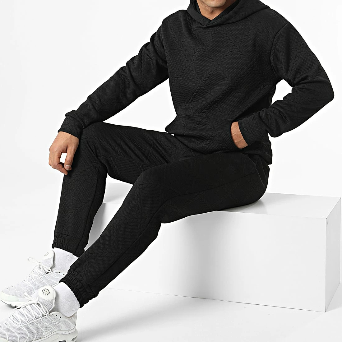 Bon marché 👍 Ensemble Sweat Capuche et Pantalon Jogging SH-52 Noir de Uniplay 🎁 3 Bon marché 👍 Ensemble Sweat Capuche et Pantalon Jogging SH-52 Noir de Uniplay 🎁