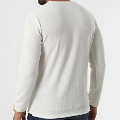 Offres ✔️ Pull 22075 Beige Clair de Uniplay 🧨 -Uniplay Soldes uniplay 332754 22075 WHITE 20220816T143318 04