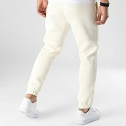 Grosses soldes 🔔 Pantalon Jogging UPP72 Beige de Uniplay 🎁 9 Grosses soldes 🔔 Pantalon Jogging UPP72 Beige de Uniplay 🎁 -Uniplay Soldes uniplay 338881 UPP72 CREAM 20221003T161210 04
