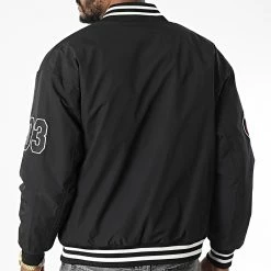 Le moins cher 🔔 Veste Teddy T9329 Noir de Uniplay ✨ 9 Le moins cher 🔔 Veste Teddy T9329 Noir de Uniplay ✨ -Uniplay Soldes uniplay 341089 UP T9329 BLACK 20221007T152853 04