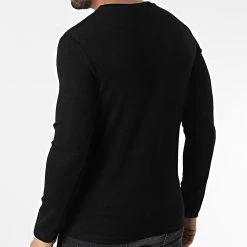 Meilleure affaire 🎁 Tee 👚 Shirt Manches Longues SH-61 Noir de Uniplay ✔️ -Uniplay Soldes uniplay 341123 SH 61 BLACK 20221007T155906 04