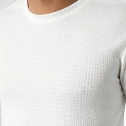 Offres 🥰 Pull SH-61 Beige Clair de Uniplay 🧨 -Uniplay Soldes uniplay 341165 SH 61 CREAM 20221004T154928 02