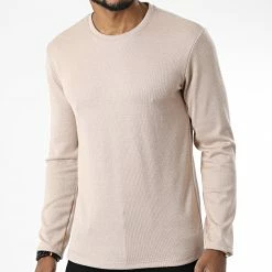 Budget ✔️ Pull SH-61 Beige de Uniplay 🧨