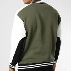 Offres 💯 Sweat Crewneck OTS 10 Vert Kaki de Uniplay ⭐ -Uniplay Soldes uniplay 345218 OTS 10 KHAKI 20221027T151201 04