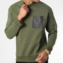 Les meilleures critiques de 🥰 Sweat Crewneck OTS 4 Vert Kaki de Uniplay 🎉 -Uniplay Soldes uniplay 345220 OTS 4 KHAKI 20221027T151143 03